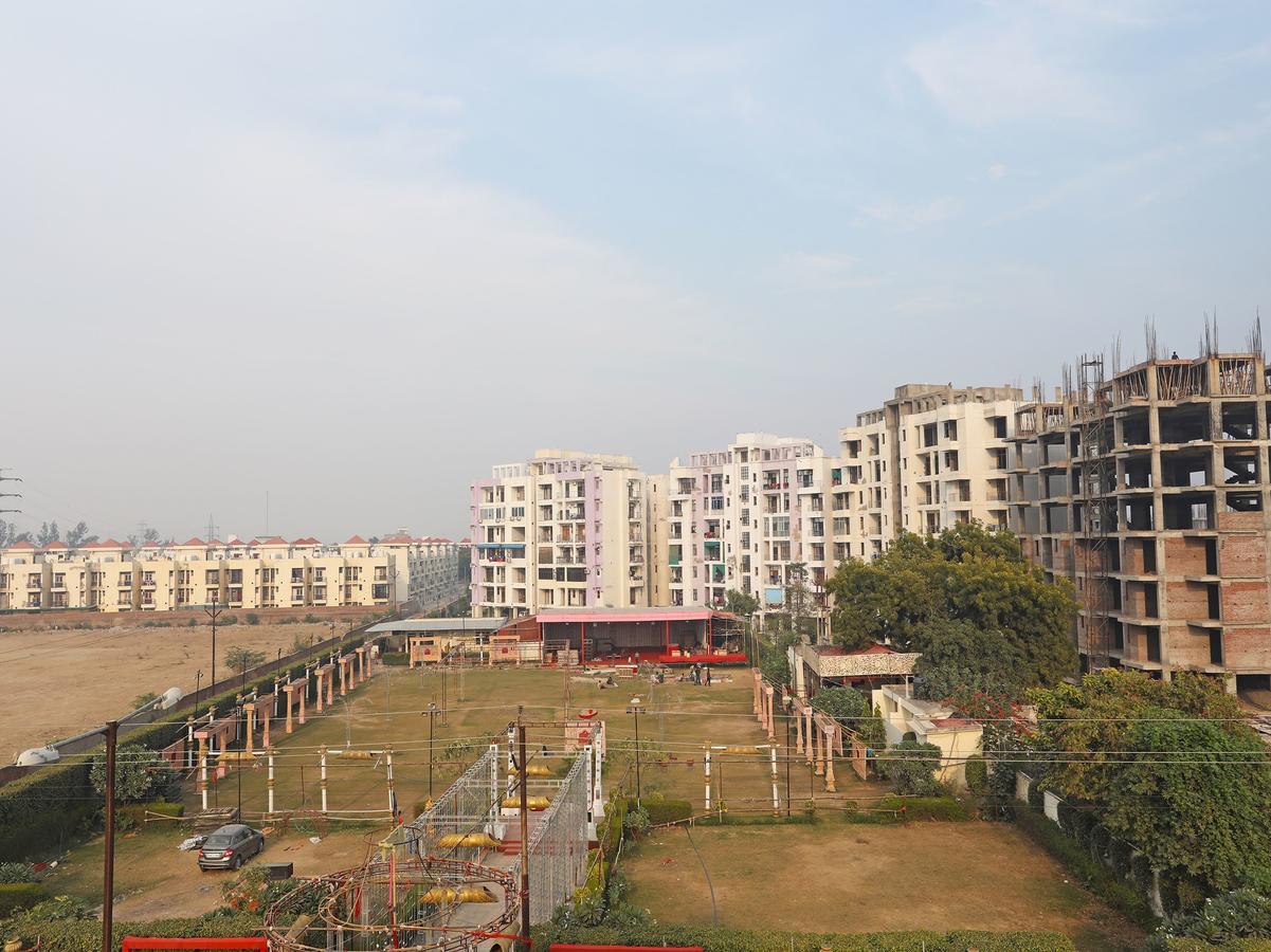 Hotel Taj Signature Agra  Luaran gambar